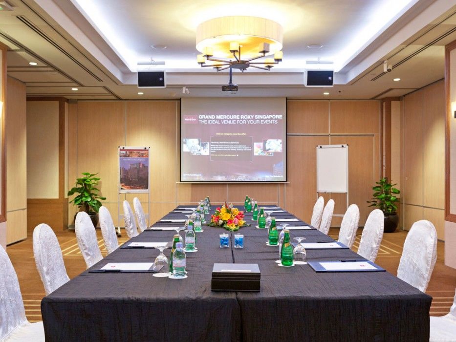 Grand Mercure Roxy 4*